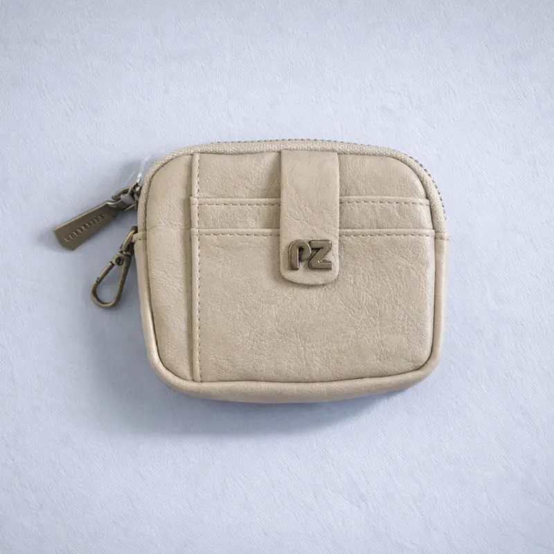 Monedero / tarjetero de cuero color Beige