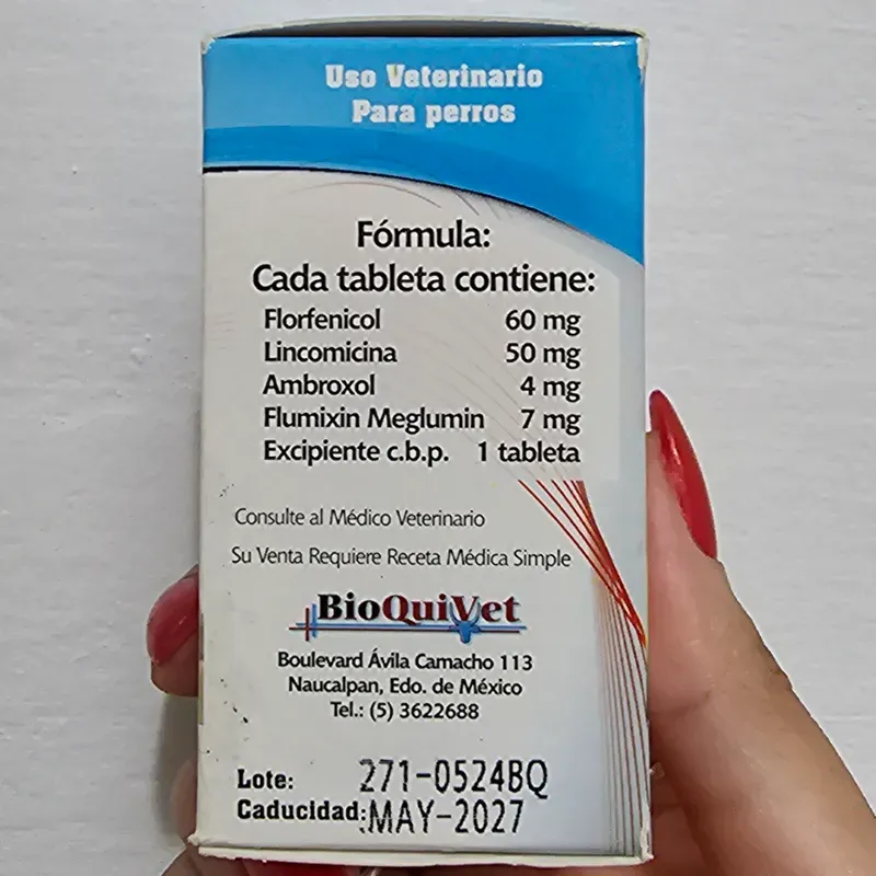 NEUMOCAN (Antibiótico de amplio espectro, analgésico, antiinflamatorio, antipirético, expectorante) 