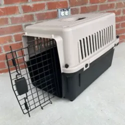 PRECISION PET CARGO KENNEL MODEL 100 20" (51 × 35.5 × 33 cm)