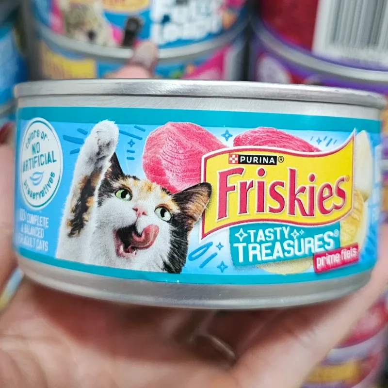 PURINA FRISKIES TASTY TREASURES 5.5 oz (Pescado del Océano y Atún en salsa)
