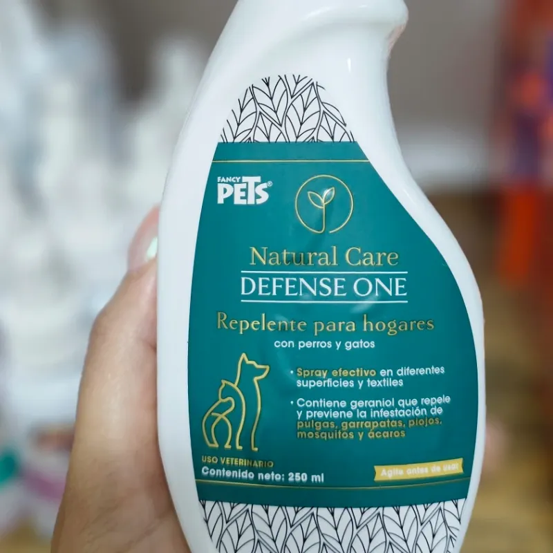 REPELENTE PARA HOGARES CON PERROS Y GATOS 250 ML