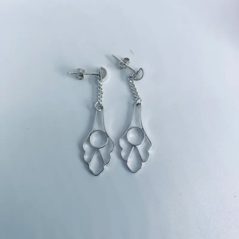 Aretes colgantes de orquídeas 