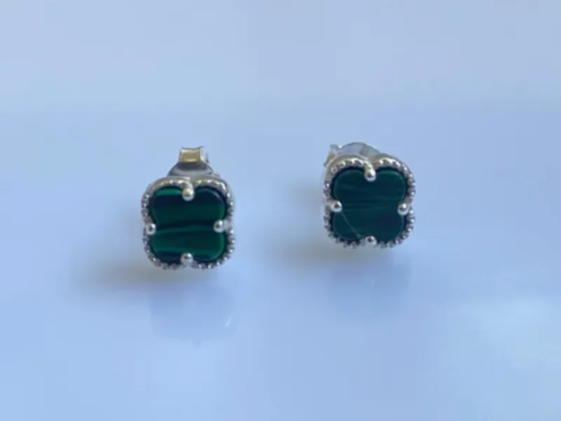 ARETES VAN CLEEF