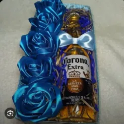 Botella con rosas 