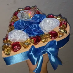 Corazón con Centro de Rosas 