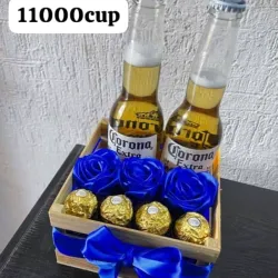 Caja con cerveza ,flores y bombones originales