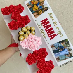 Caja en forma de letra y decoración