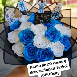 Ramo de 20 flores con decoración de futbol