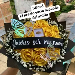 Ramo de flores con anillo