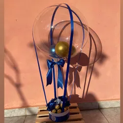 Bouquet de rosas con globo burbuja 