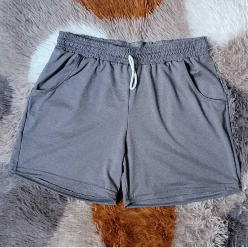 Short gris de mujer 