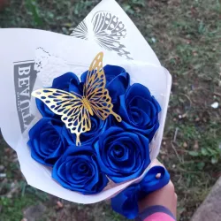 Ramo de 7 rosas eternas