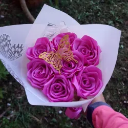Ramo de 7 rosas eternas