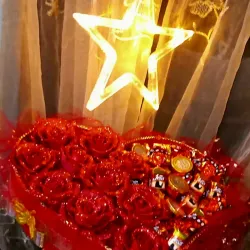 Corazon con rosas escarchadas 