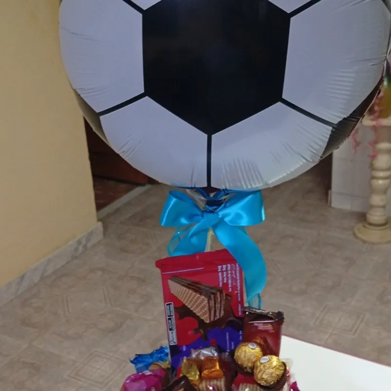 Cestica sorpresa de chuches
