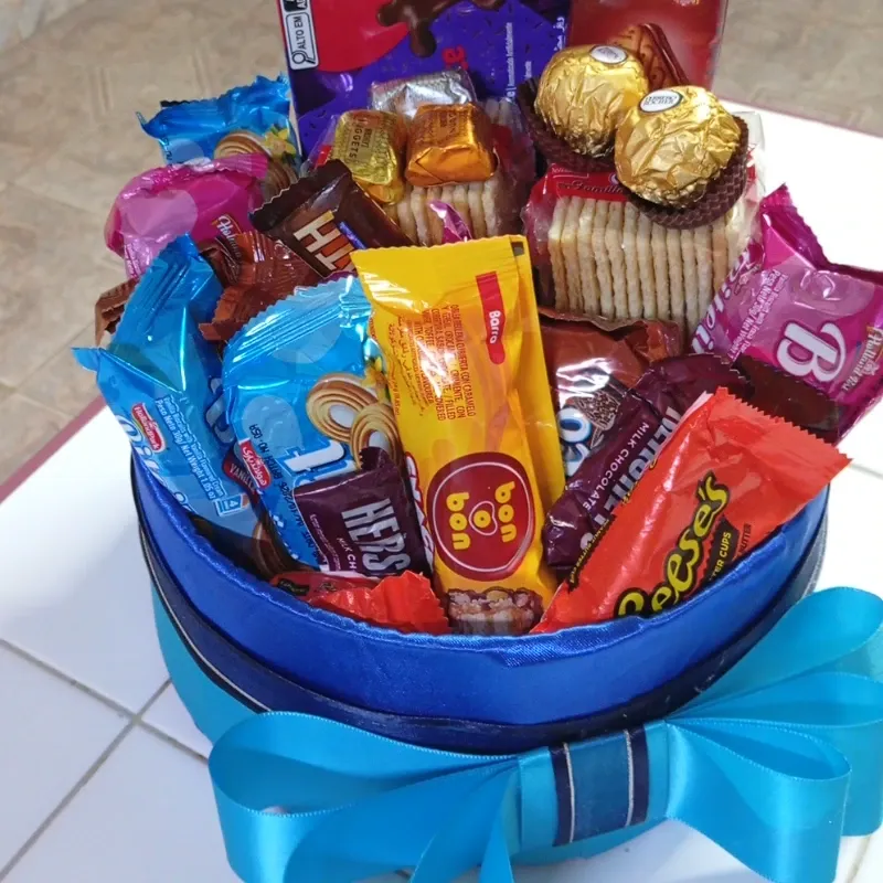 Cestica sorpresa de chuches