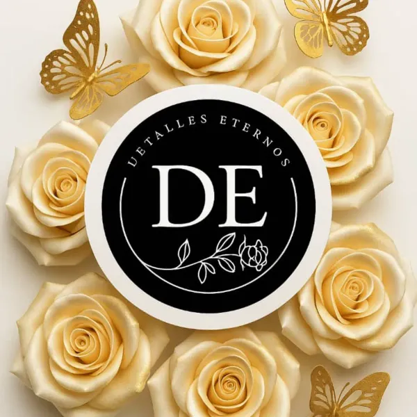 Somos una tienda de regalo, que se especializa en las rosas eternas y todo tipo de sorpresas personalizadas. Hacemos entregas en todo Camagüey y municipios cercanos. 