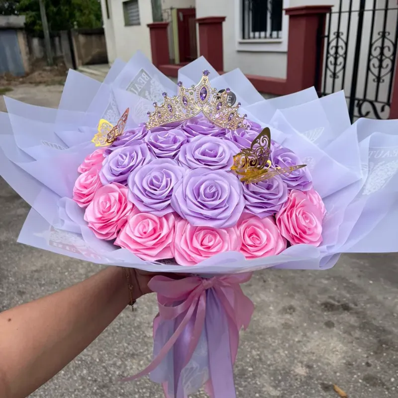 El más buchón y especial 👑💗