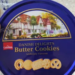 Latas de galletas dulces