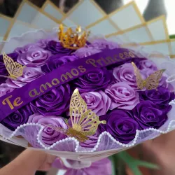 Ramo personalizado para 15