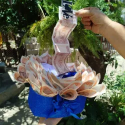 😱Cajita con dinero en forma de flor y rosas eternas 