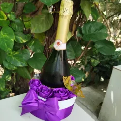 😍Cajita con rosas y bebidas 🍾