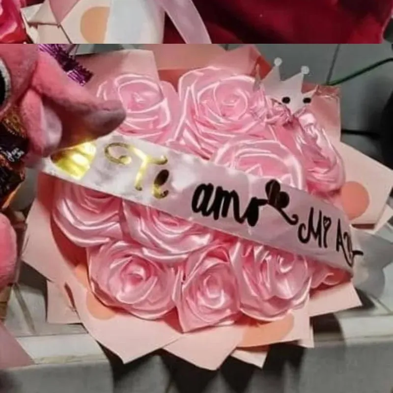 🩷Ramo de 10 rosas eternas 🩷