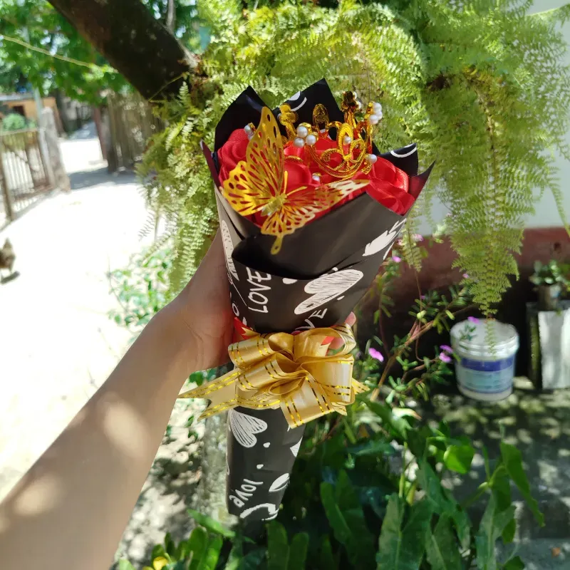  5 rosas eternas 