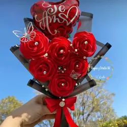 Ramo de 6-Rosas Eternas 