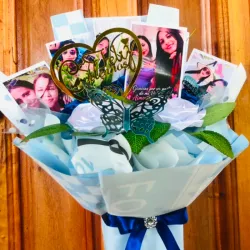 5 rosas y 6 fotos