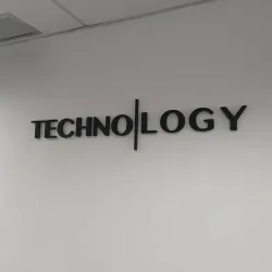 *LOGOTIPO ROTULADO en PVC*