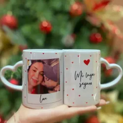 Pareja de jarras con asa corazón