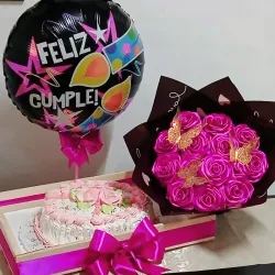Pastel y rosas de 13 rosas 