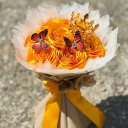 Ramo de 7 rosas eternas
