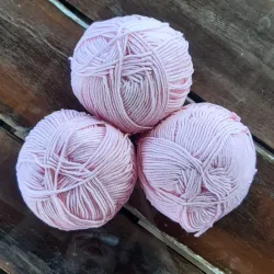 Rosa palo disponible para prendas, accesorios, amigurumis etc 