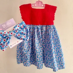 Vestido en combinación con hebilla 