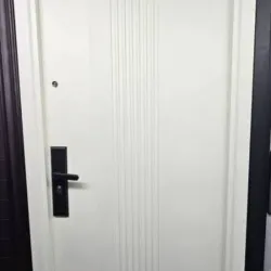Puertas de metal con marco llave y 6 seguros