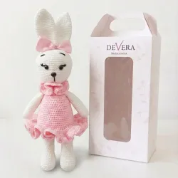Conejita rosa