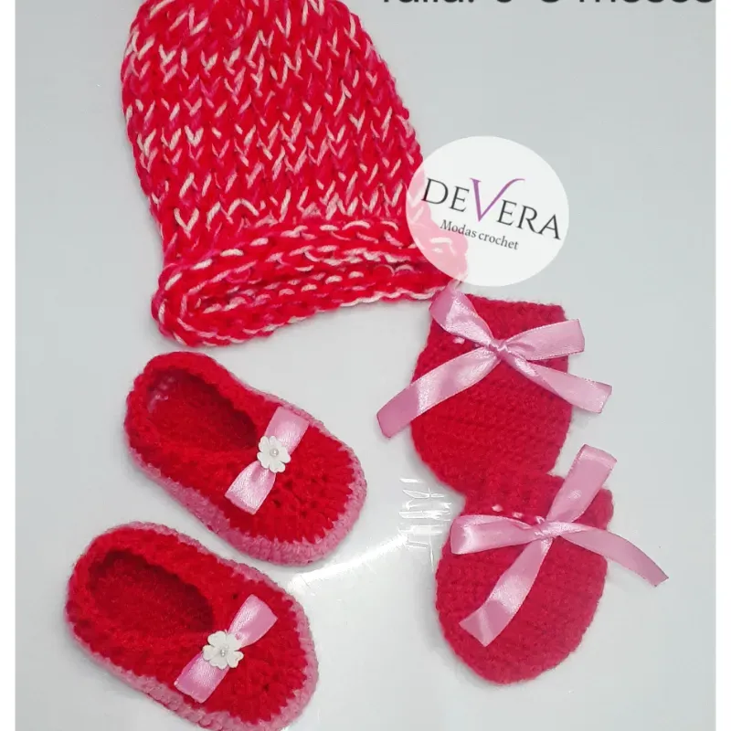 Conjunto gorro, manopla, medias