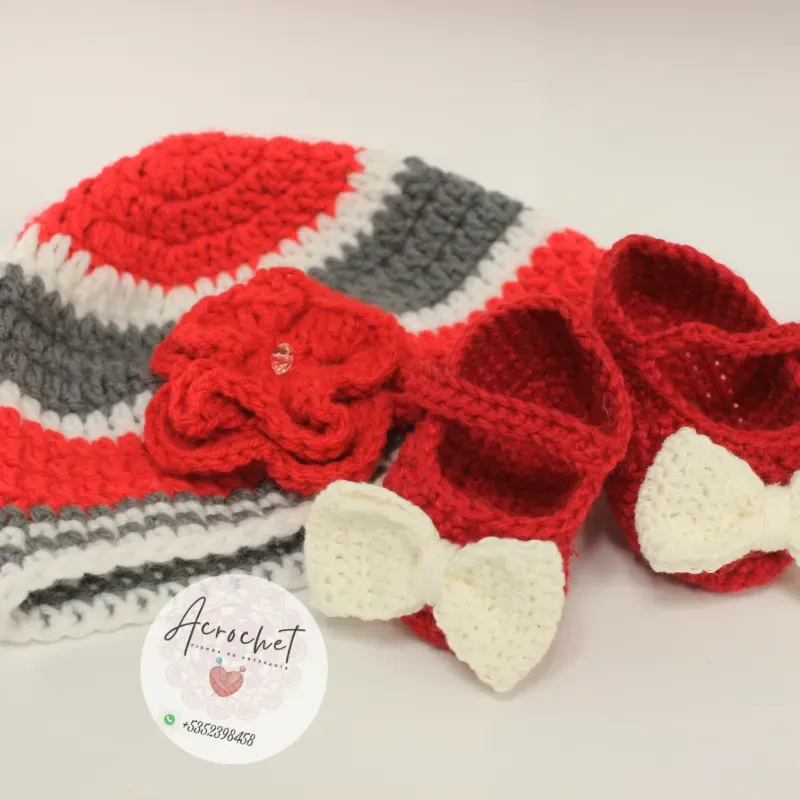 Conjunto gorro y zapatos