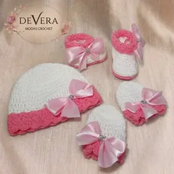 Conjunto gorro, zapaticos y manoplas