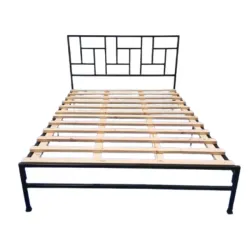 Cama camera de metal