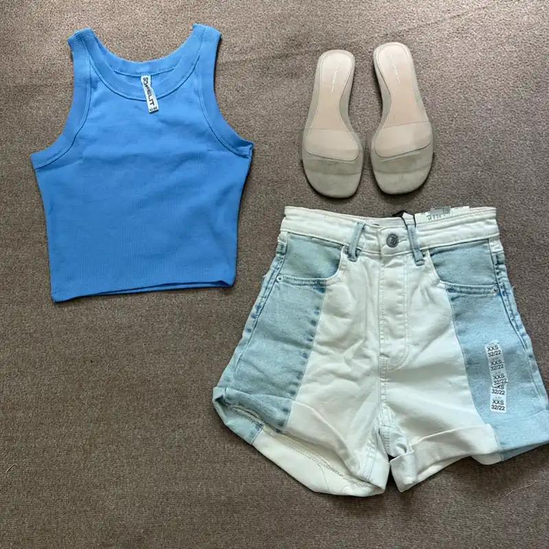 Denim bicolor