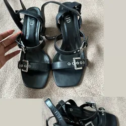 Negros de hebillas