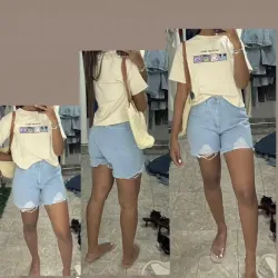 Short denim ripeado 