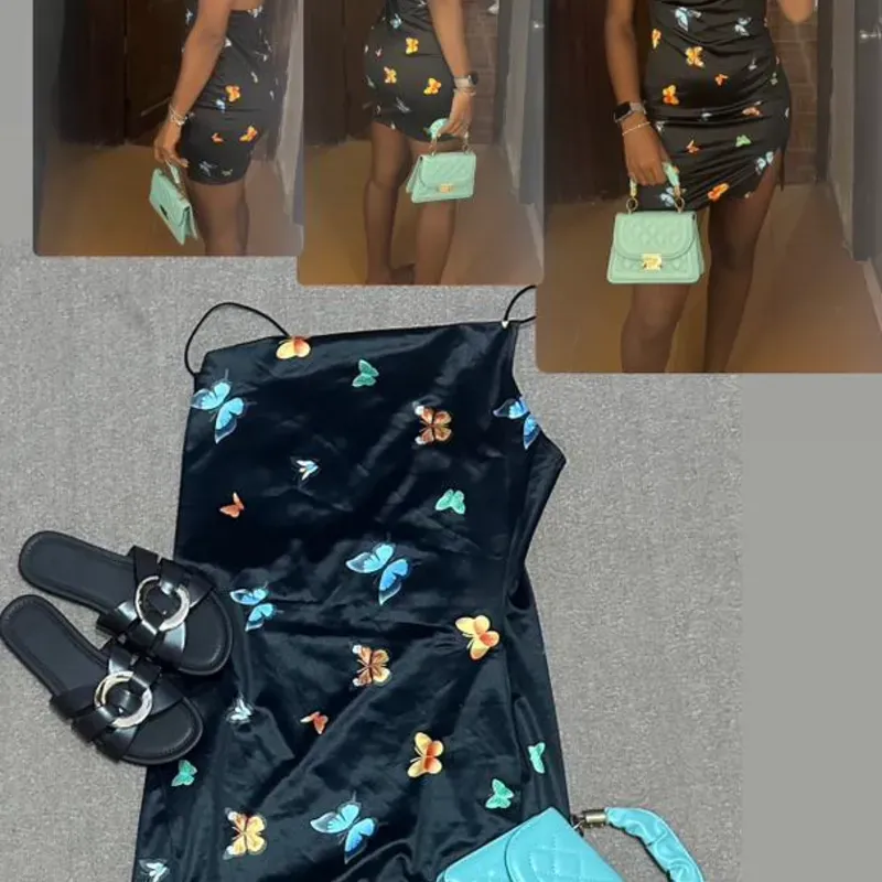 Vestido con estampado de mariposas 