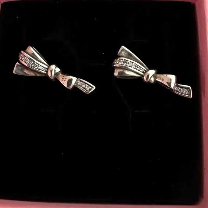 Aretes Pandora