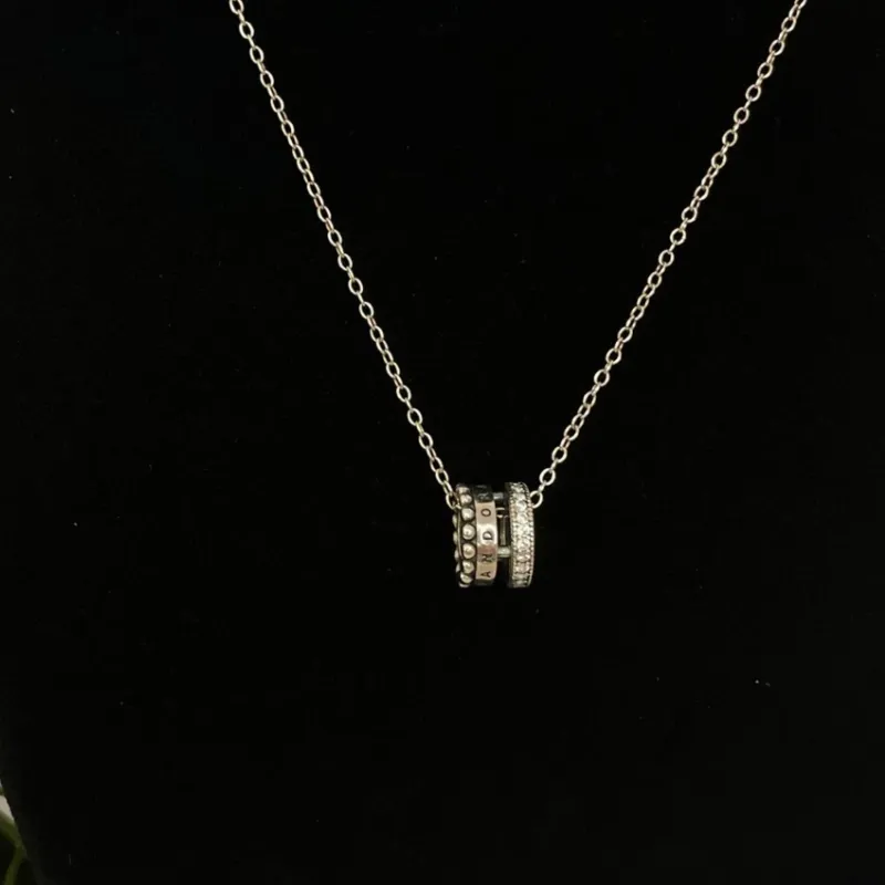 Cadena Pandora