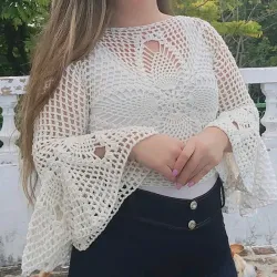 Blusa acampanada