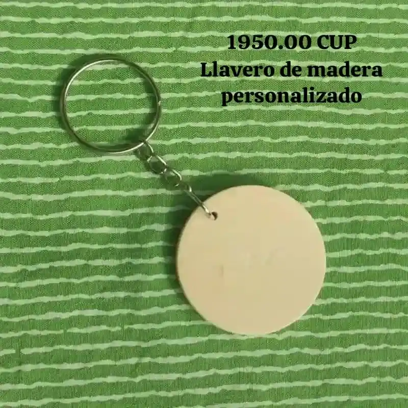 Llavero de madera personalizado 1950 CUP
